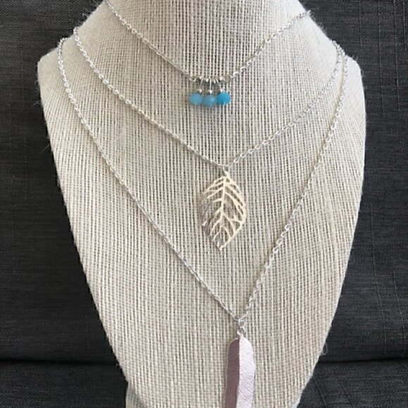 🍒 LAYERED 🍃 Beaded Necklace - Picture 4 of 5